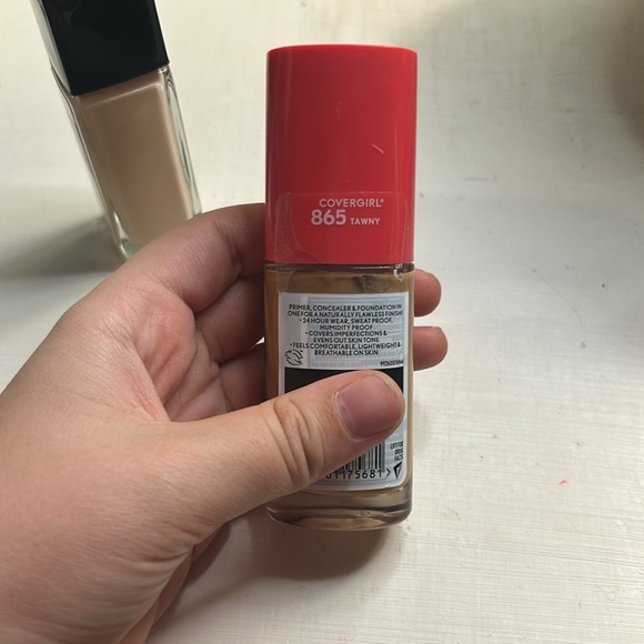 2 Pack of foundation - Picture 4 of 4